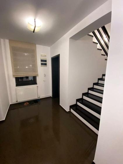 „Casă Individuală Elegantă în Titu – Construcție Solidă, Ideală pentru Familie - 7