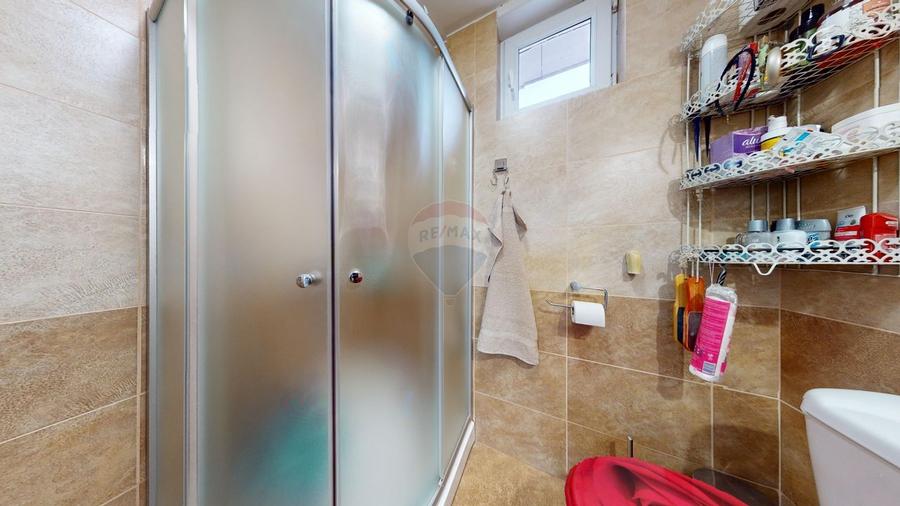 Casă individuală cu 4 camere cu Teren 1004 Mp în Hărman