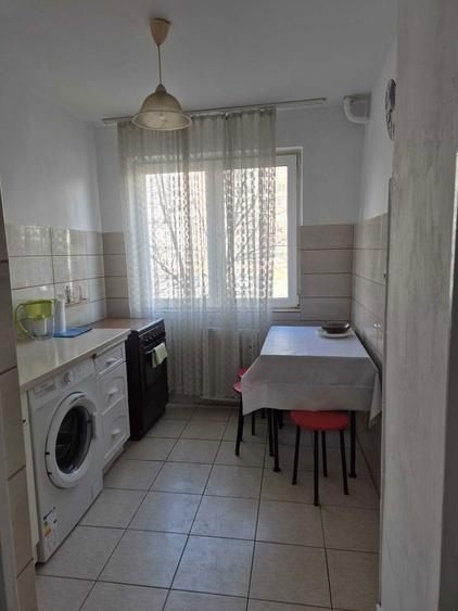 Apartament 2 camere - 300m metrou N. Grigorescu - Etaj 1 - 3