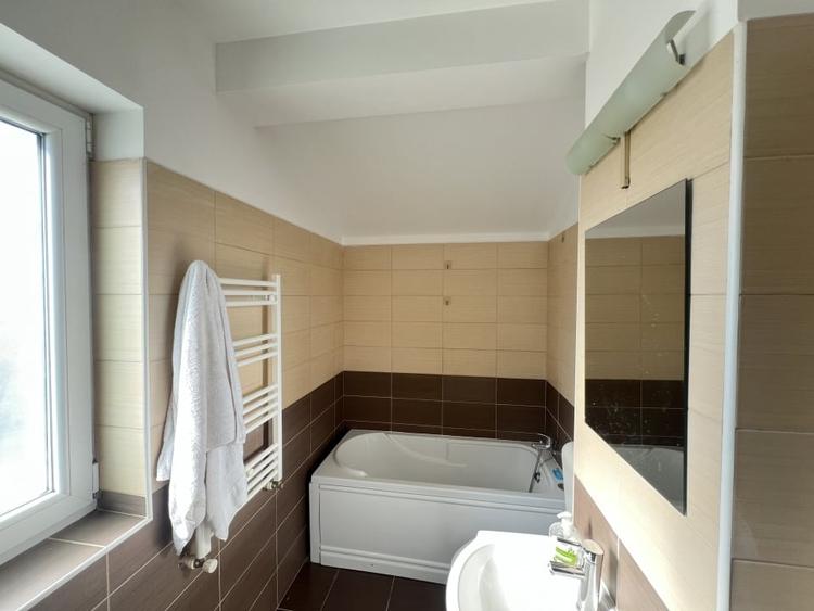 Apartament cu 2 camere semidecomandat, mobilat în Sânpetru