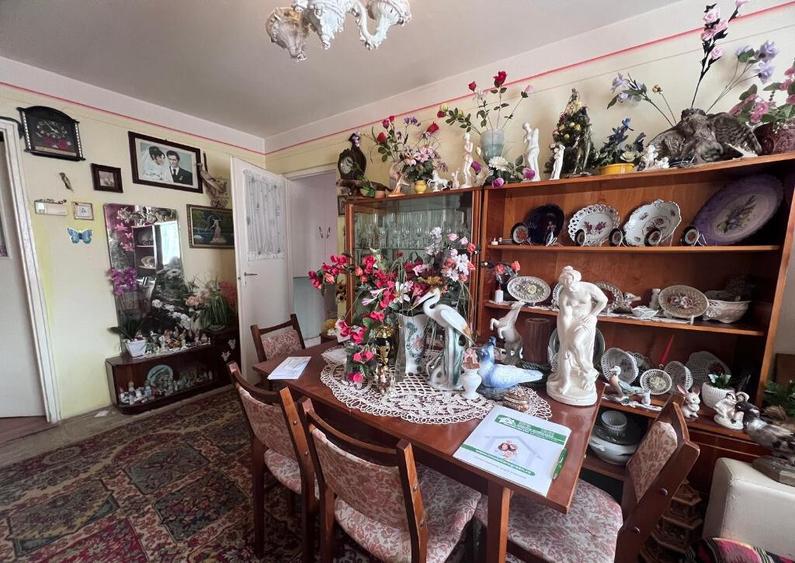 Apartament 3 camere,zona Liceul-Auto - 4