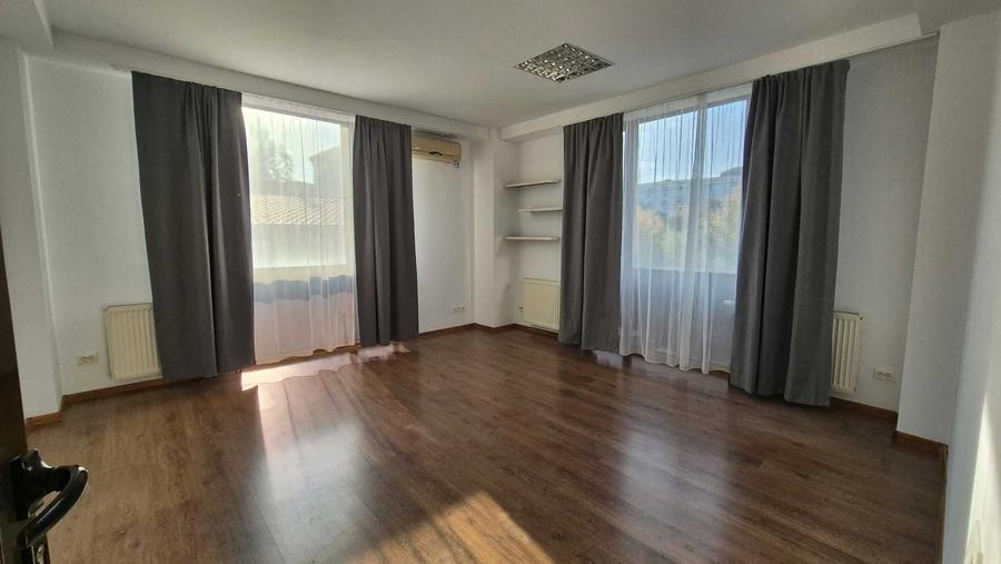 Spațiu comercial, de 150 mp, în Alexandru cel Bun