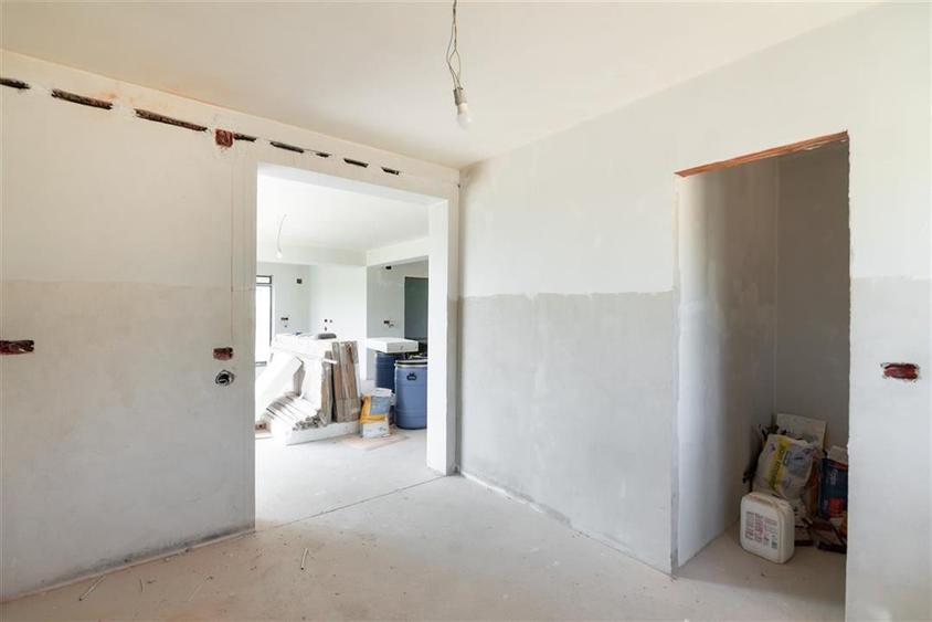 Casa cu living+3 camere cu panorama si teren mare pe Sofiei - 15