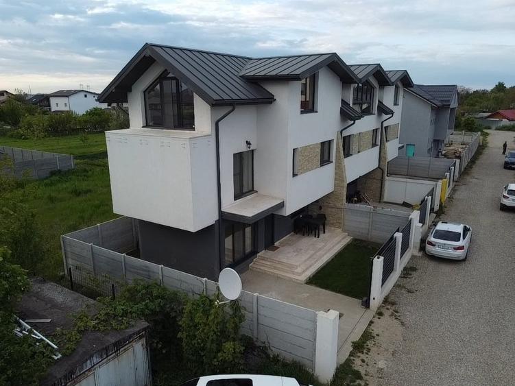 AFACERE/INVESTIȚIE IMOBILIARĂ | Venit 1.400 €/lună | 2 Case închiriate | Berceni - 2