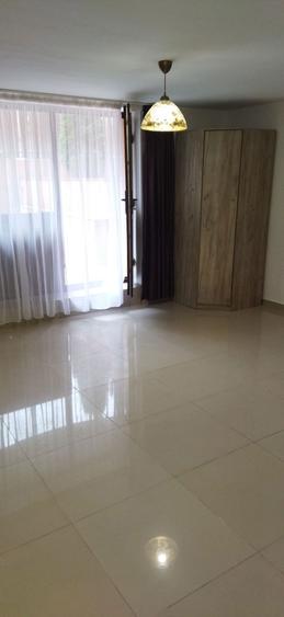 Proprietar vand Garsoniera Moderna + Ters. Prop 10mp /Coresi/Tractorul - 1