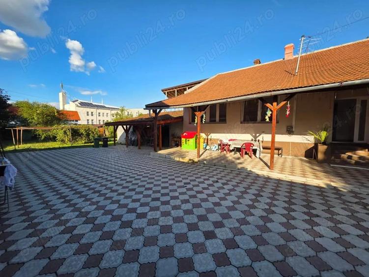 Casa proprietate unica in Hunedoara Central, langa Castelul Corvinilor - 20