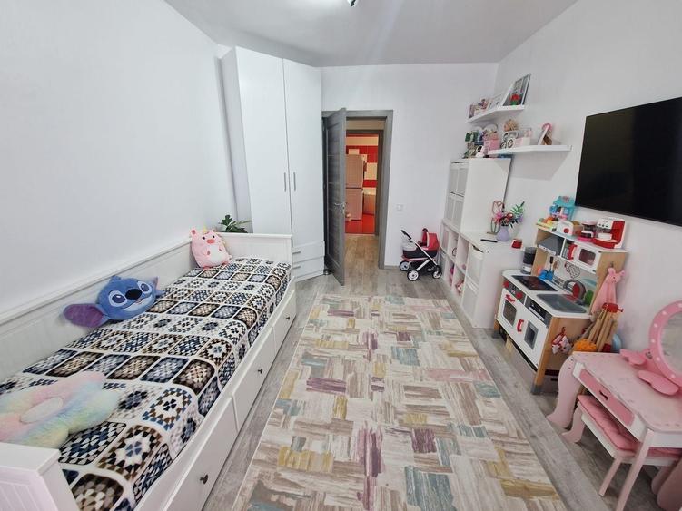 Apartament 3 camere, parcare, str Florilor Floresti Atelierul de Pizza - 13