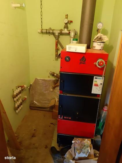 Casa cu teren generos si parau - 8