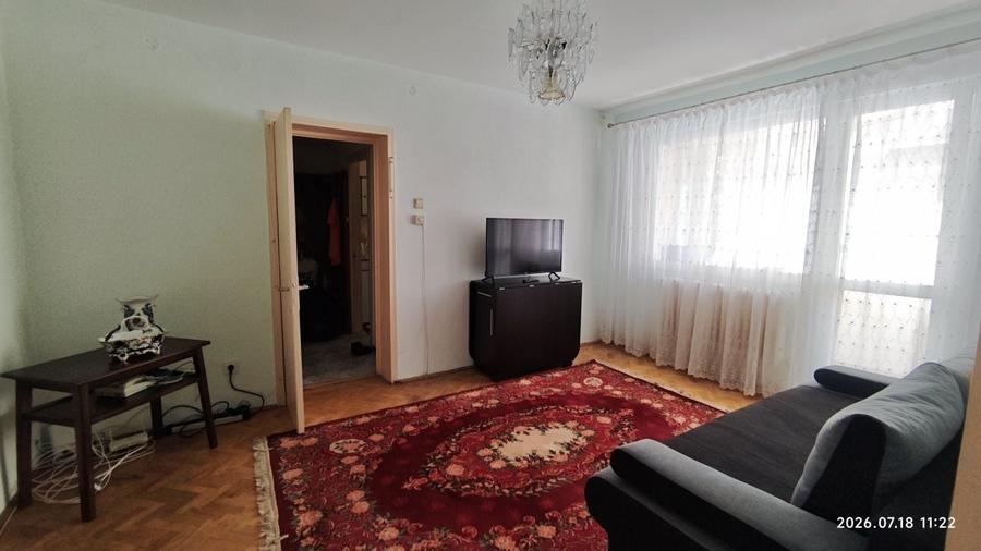 Apartament cu 2 camere semidecomandat în Tătărași