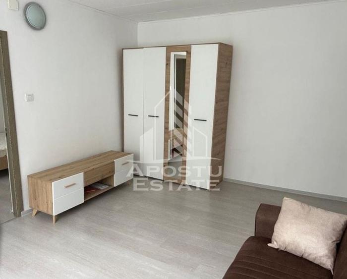 Apartament cu 2 camere,etajul 1, mobilat,centrala proprie,zona Sagului - 1