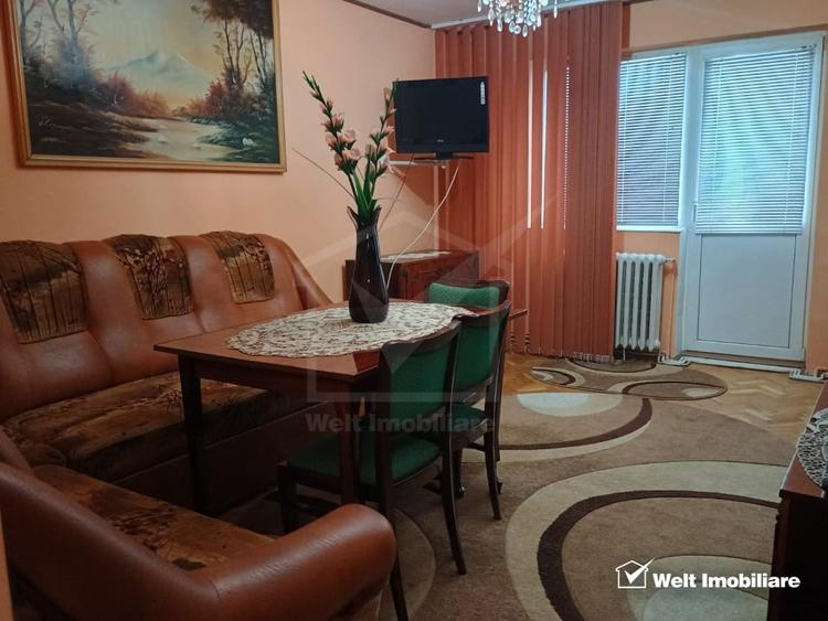 De vanzare apartament cu 3 camere zona BIG - 1