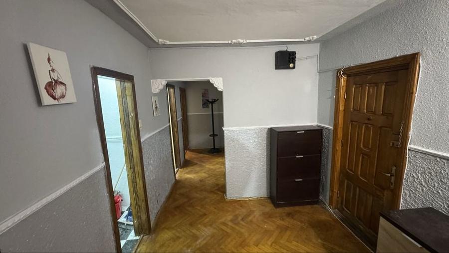 Inchiriere apartament - 2 camere - 4