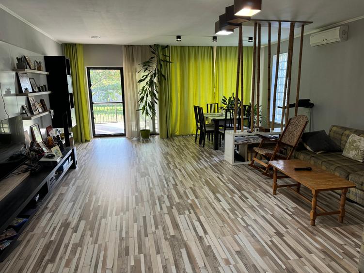 Casă de vânzare în Lipănești - Construcție modernă, teren generos - 4