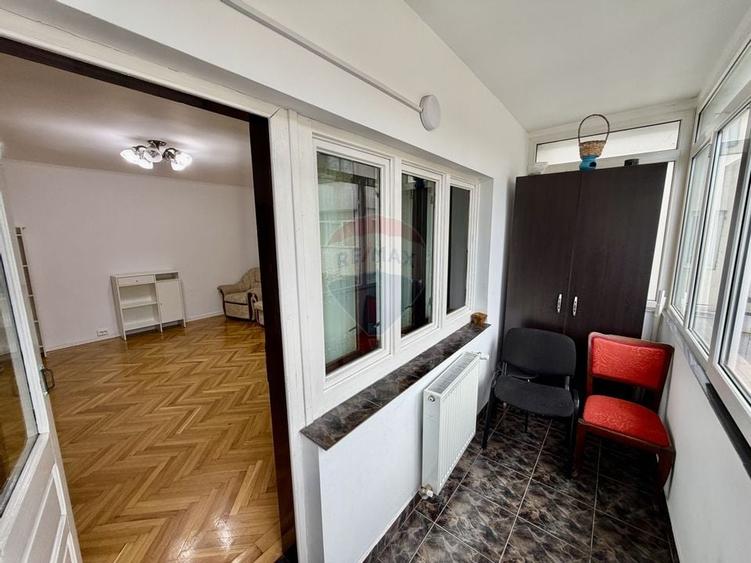 Apartament 3 camere etaj 1 - 7