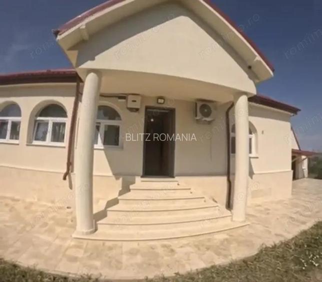 Casa parter , teren 1000 mp , panouri fotovoltaice, Simnicu de sus