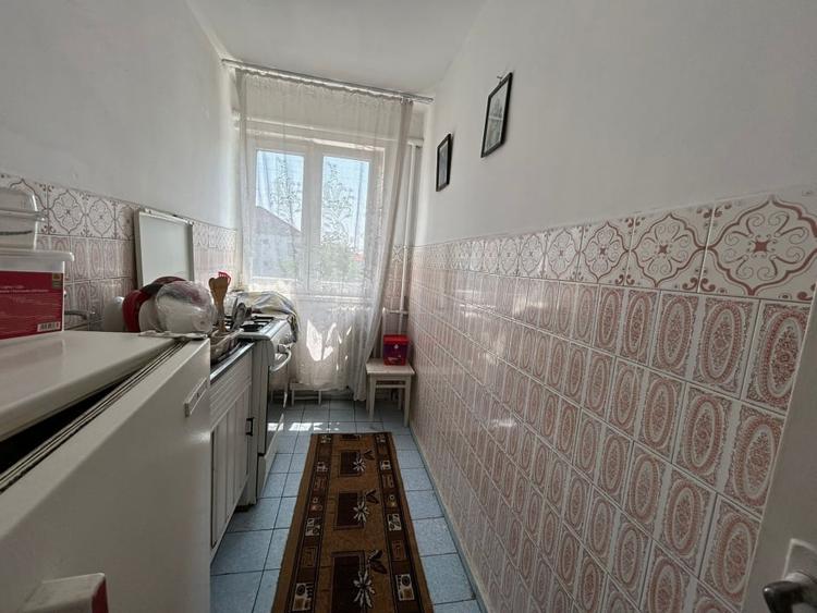Apartament 2 camere, semidecomandat, 41mp, Craiovita, zona Niela. - 5