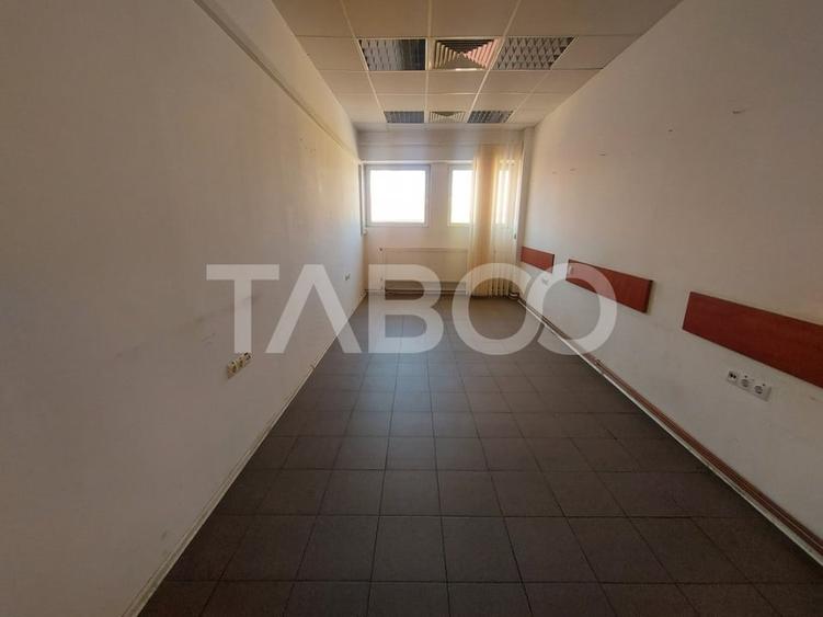 Spatiu comercial de inchiriat 6 incaperi 1300 mpu zona centrala Sibiu - 5