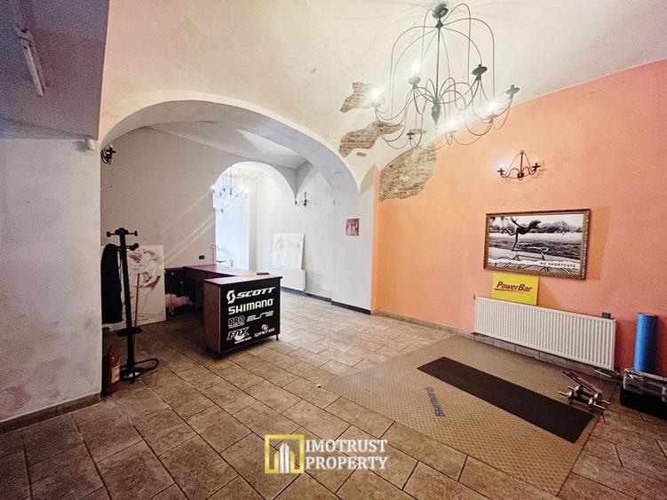 Spatiu comercial de vanzare zona Bou Rosu - 5