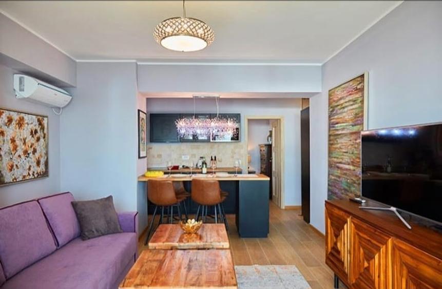 Apartament de închiriat cu 2 camere, zona Mamaia Centru - 1