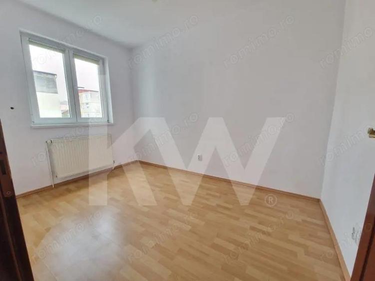 Apartament decomandat 3 camere Cisnadie - 9