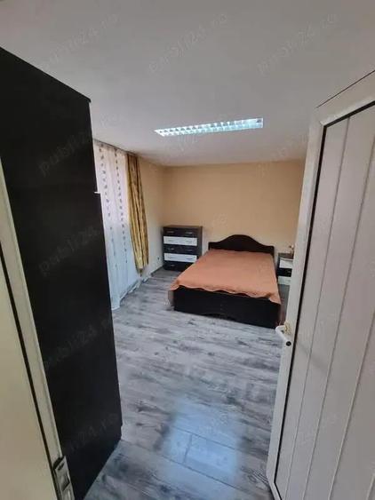 A 34 Proprietarul vinde apart 2 cam demisol strada George Bacovia mobilat ,utilat ,cu centrala ,, - 9