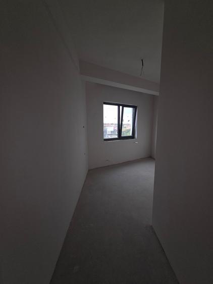 APARTAMENT 2 CAMERE ZONA PALAZU MARE  CU VEDERE LA LALCUL SIUTGHIOL - 9