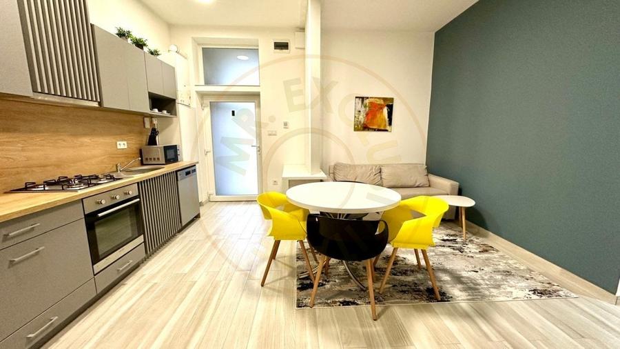 De Inchiriat Apartament  Semicentral - 1