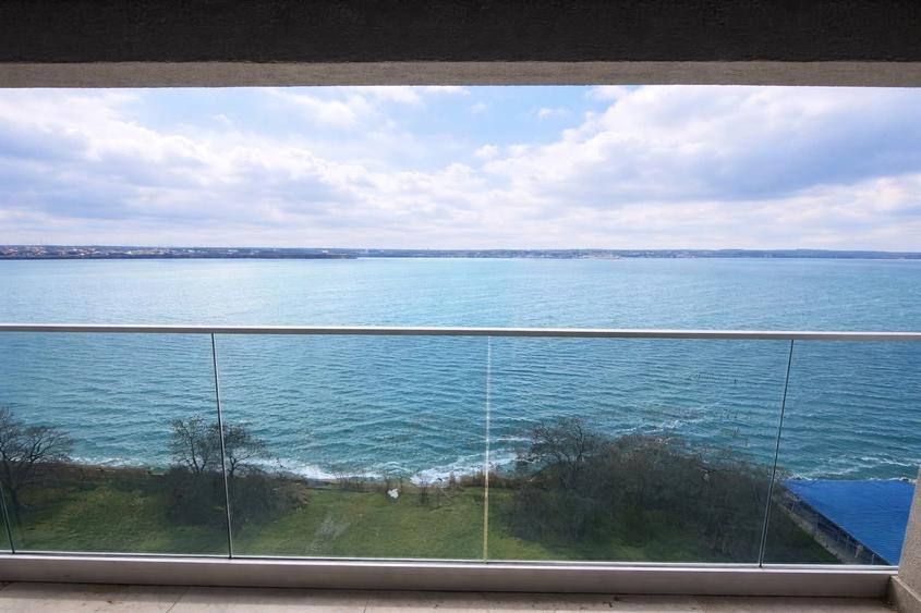 2 Camere Decomandat Mamaia Zona Rex Vedere Frontală La Lac - 4