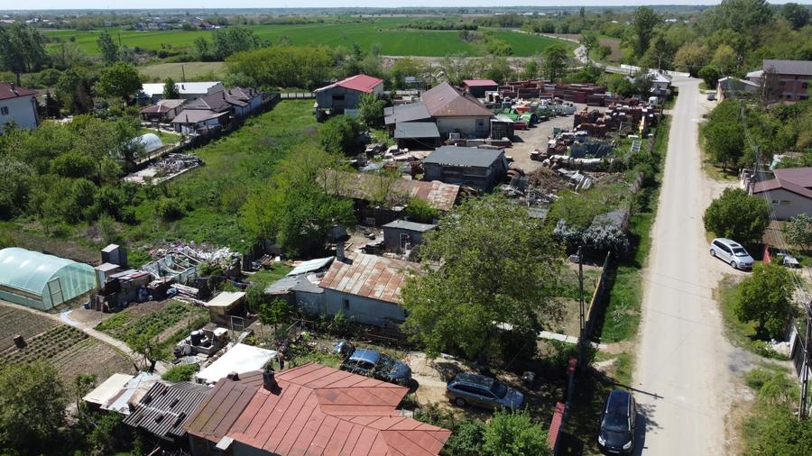 Casa si teren Floresti-Stoenesti,acces A1 - 2
