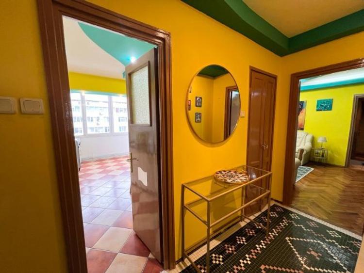 Închiriez un apartament cu 3 camere pe Ferdinad  - 5