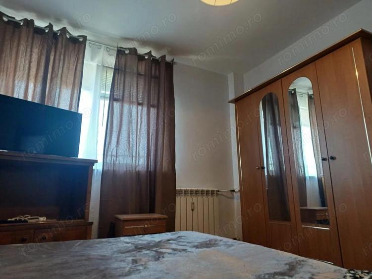 Piata Unirii - Apartament cu doua camere, 300 euro - 6