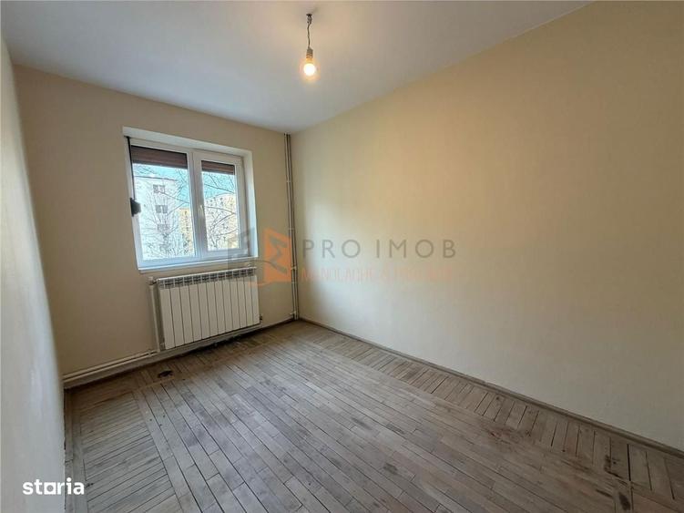 Apartament 3 camere cf 2 decomandat Zona Micro 14 - 11