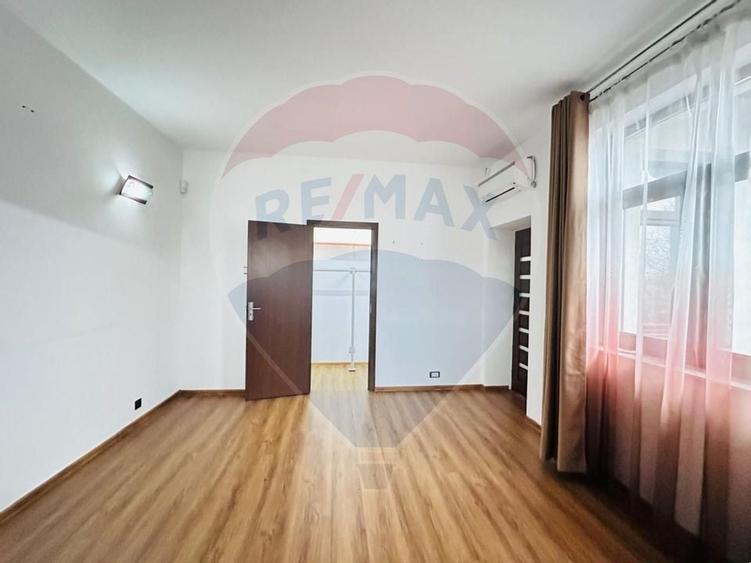 Casa/Vila de vânzare Colentina - 13