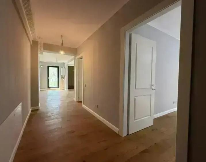 Unirii I Apartament 4 camere I 2 TeraseI 2 Locuri ParcareI Bloc nou I comision 0 - 5