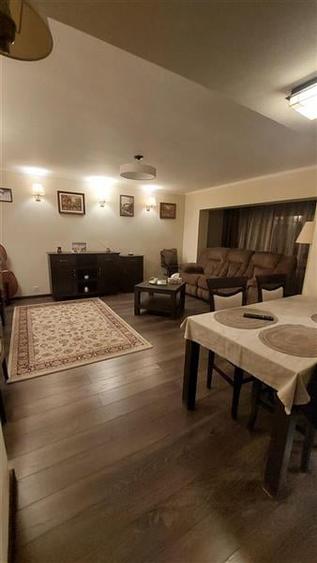 Apartament 3 camere decomandat etaj intermediar Scriitorilor, Brasov - 2