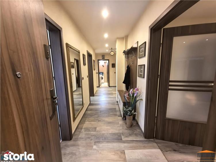 Casa mare cu garaj si teren in zona Balcescu - 14