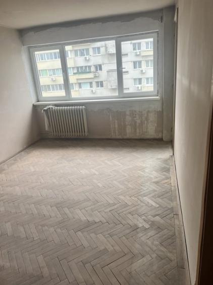 Vanzare apartament 2 camere  Bucurestii Noi - Parc Bazilescu - 8