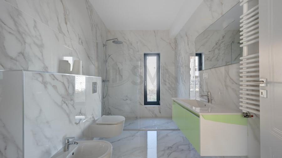 REV2004358 Casa in complex nou Corbeanca vedere lac - 6