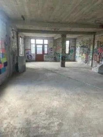 Metrou Laminorului Vila S+P+1+M nefinisata la interior zona linistita - 1