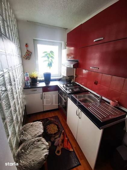 Apartament cu 2 camere decomandat în Florești