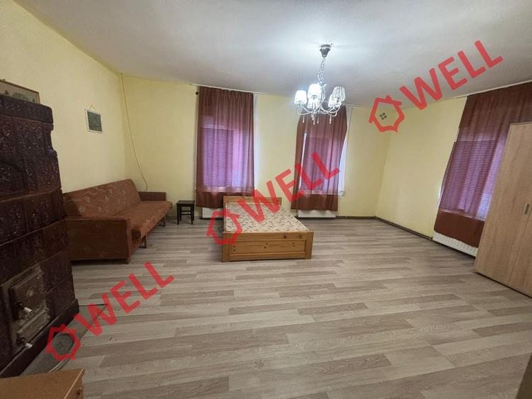 Casă cu 2 camere cu Teren 456 Mp în Central