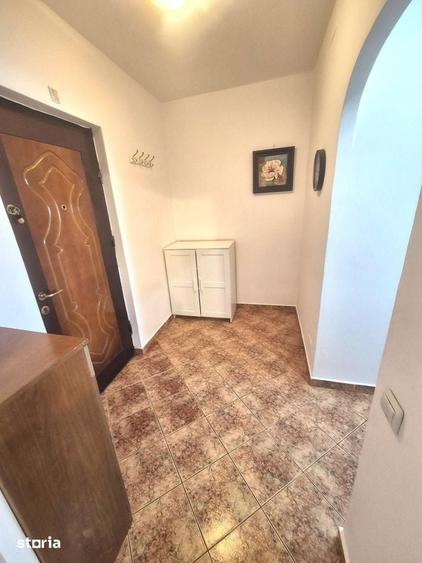 Apartament cu 2 camere semidecomandat în Pantelimon
