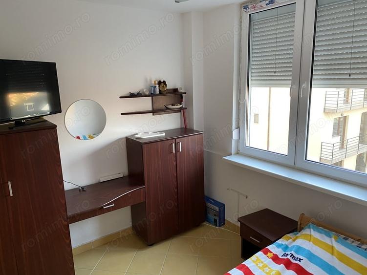 Apartament cu 2 camere decomandat în Costinești