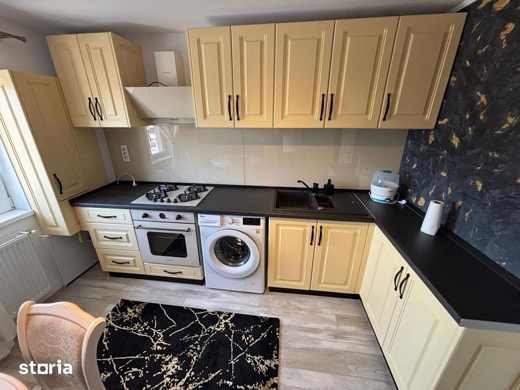 Apartament cu 2 camere decomandat, mobilat în Central