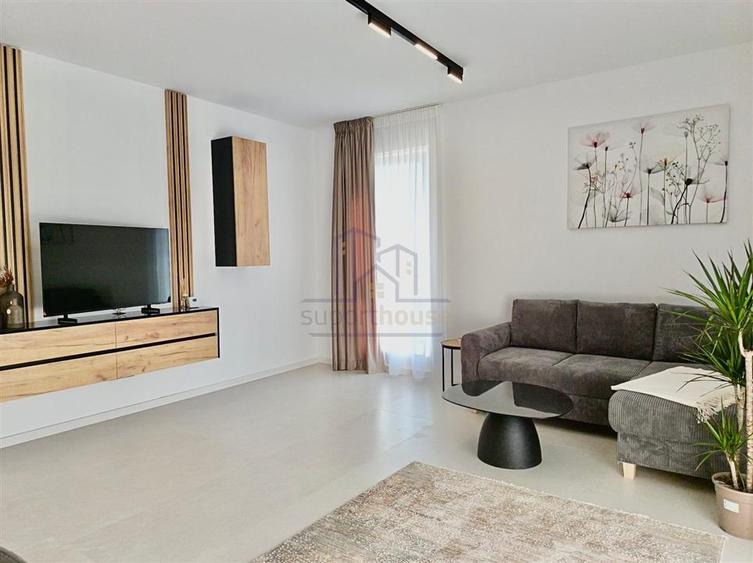 Apartament cu 2 camere semidecomandat în Păulești
