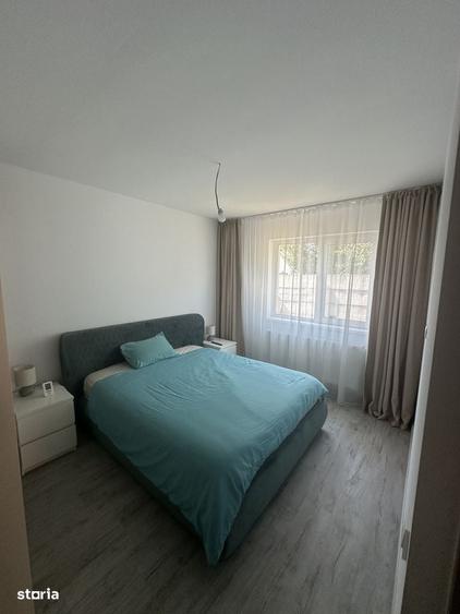 Casă cu 4 camere în Central