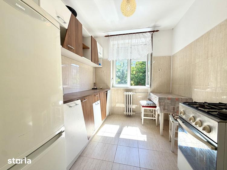 Apartament cu 2 camere, mobilat în Tipografilor