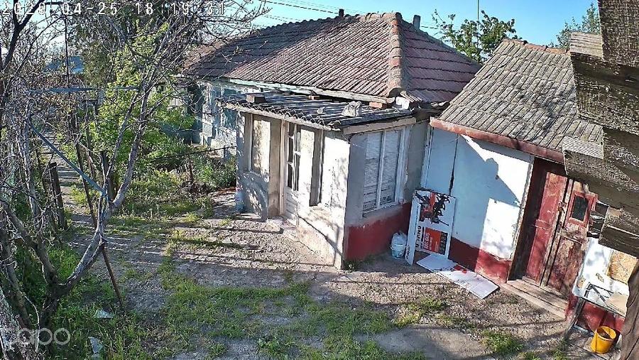Casă cu Teren 1700 Mp în Plopu