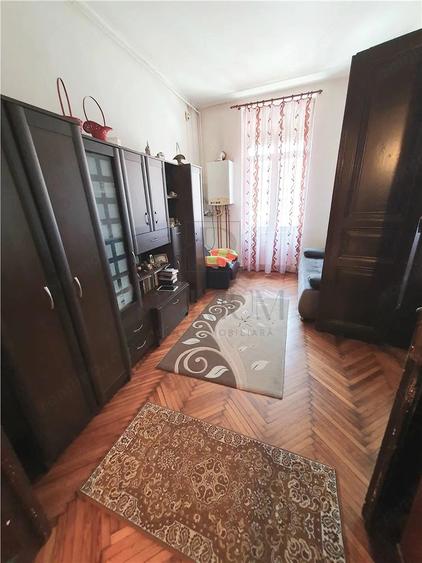 Apartament cu 3 camere decomandat în Bălcescu