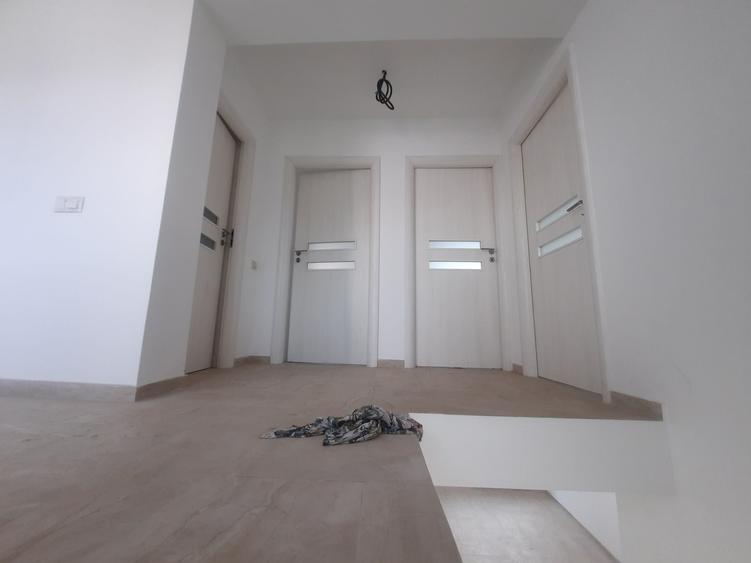 Mogosoaia duplex zona rezidentiala pret apartament - 3